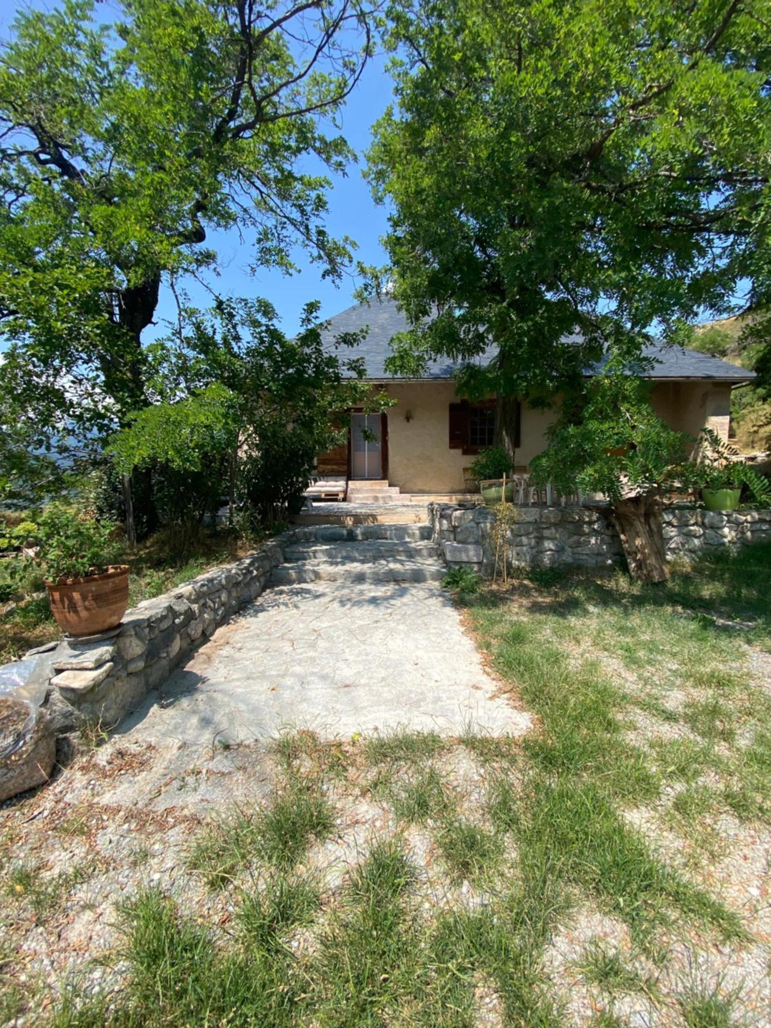 Corps De Garde De La Roche Villa Mont-Dauphin Exterior photo